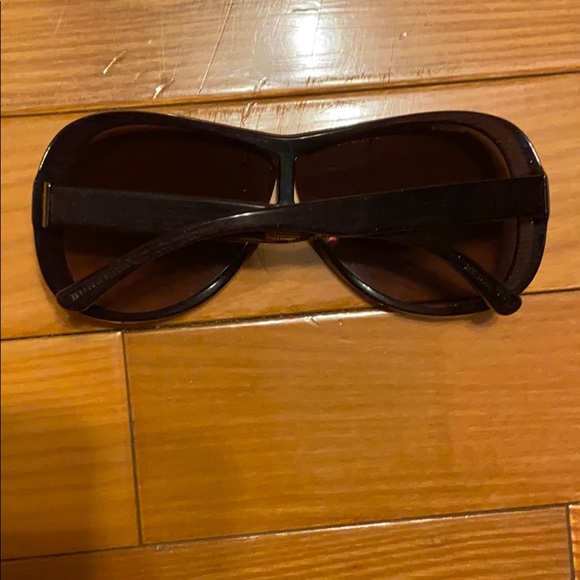 Burberry Sunglasses - Picture 3 of 13
